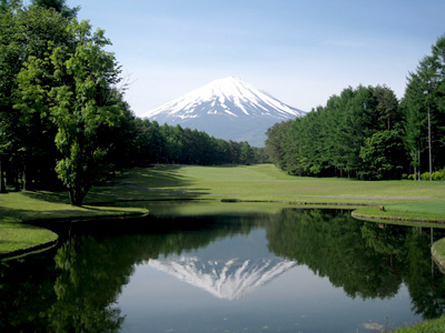 富士桜カントリー倶楽部(山梨県南都留郡富士河口湖町小立7187-4)